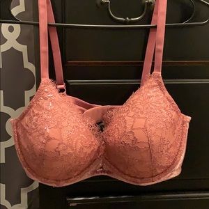 Victoria’s Secret very sexy lightly lined bra